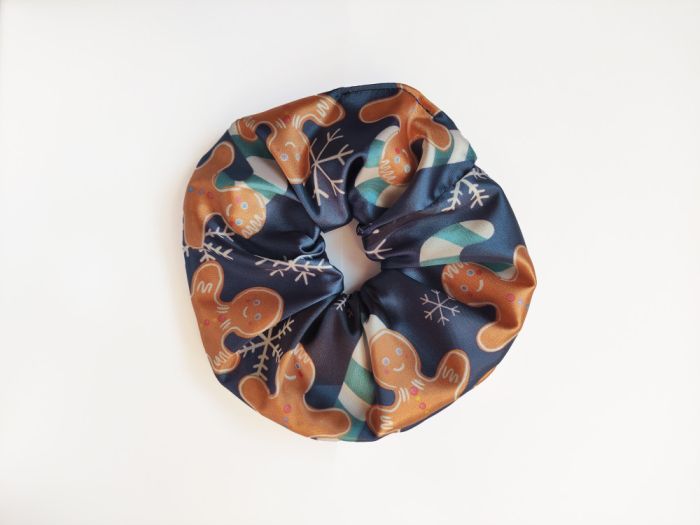 mézeskalácsos karácsonyi scrunchies
